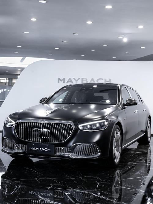 重庆132岚图汽车的售后服务让用户无忧出行，迈巴赫未来的豪华车趋势